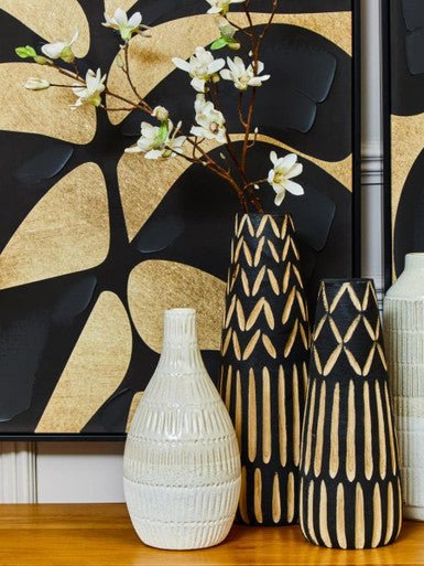 Arlo Large Wooden Engraved Vase In Black And Natural - Image 11