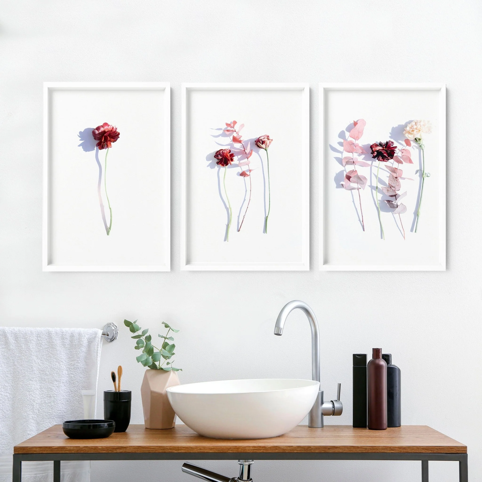 Bathroom wall hanging | set of 3 framed wall art - Image 2