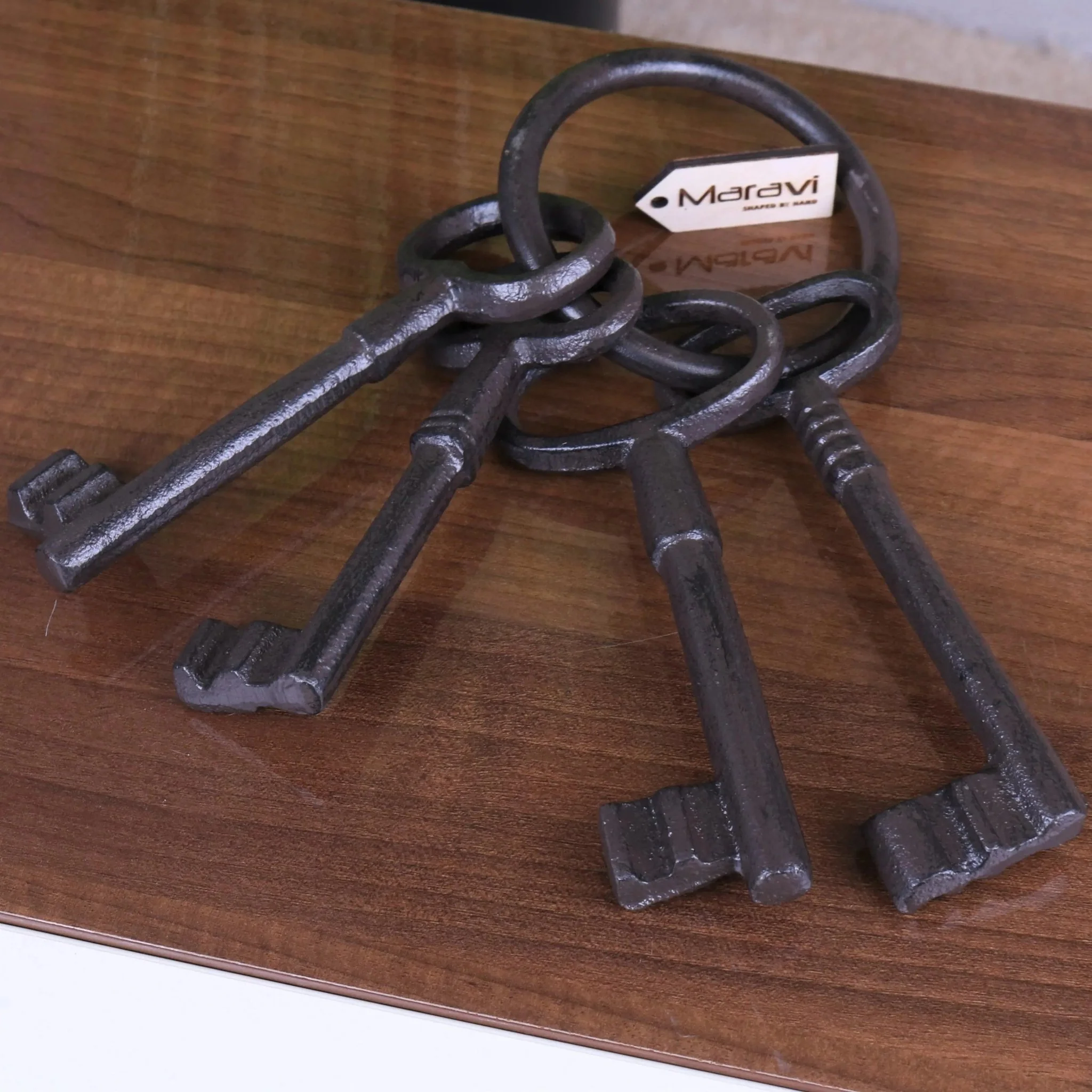 Bofli Large Ornamental Keys Bunch - Image 3