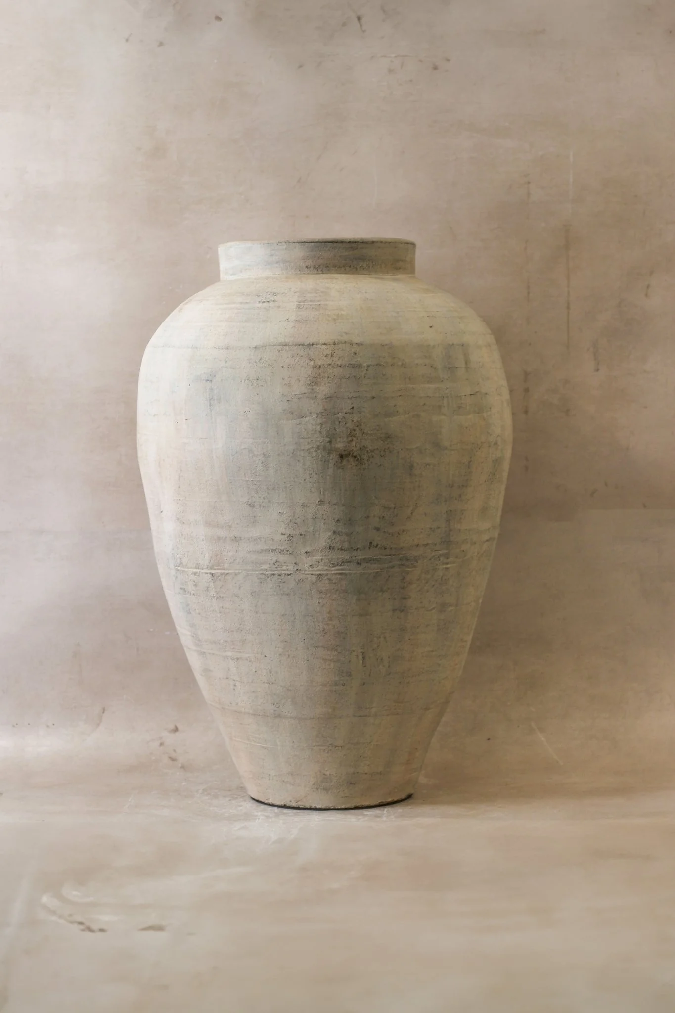Large Neutral Rustic Indonesian Pot No 23 - Image 3